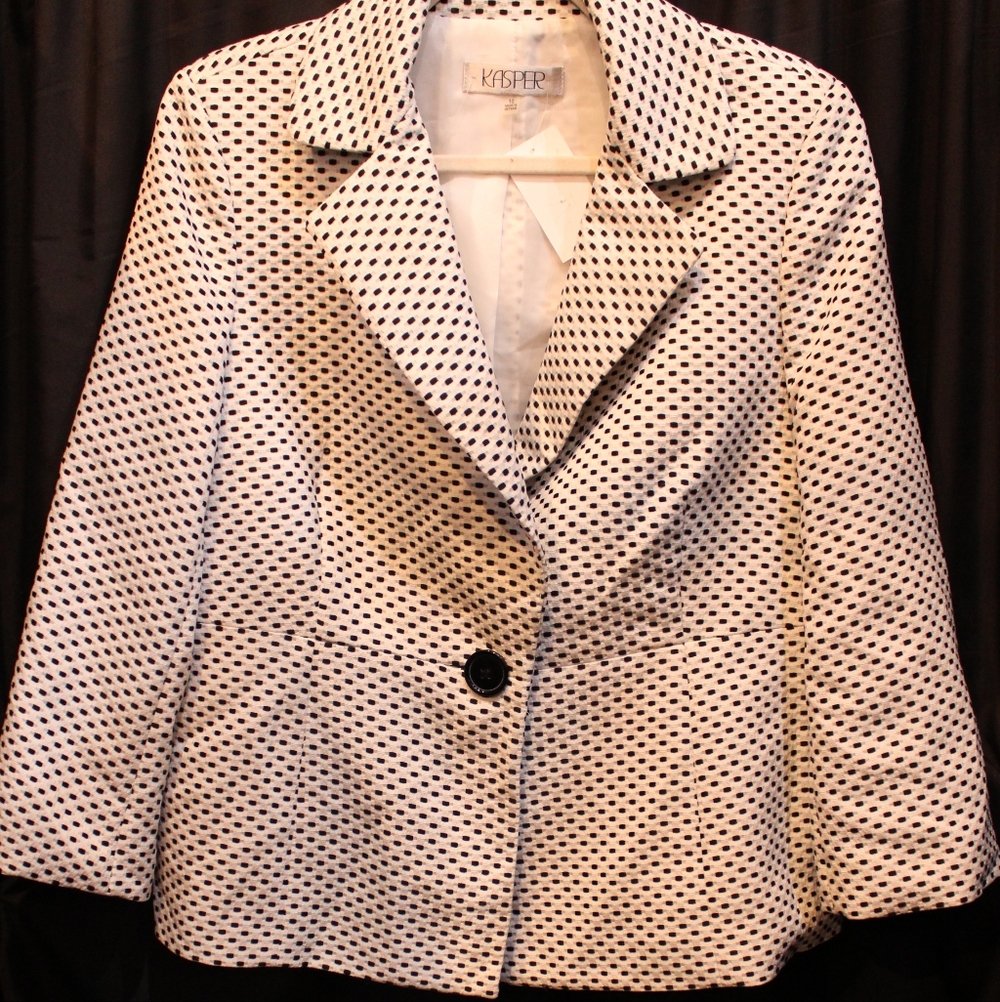 Kasper Black and White Patterned Blazer
